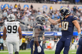 Raiders Chargers Football