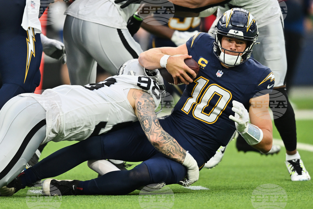 Raiders Chargers Football