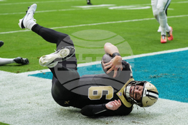 Saints Dolphins Football