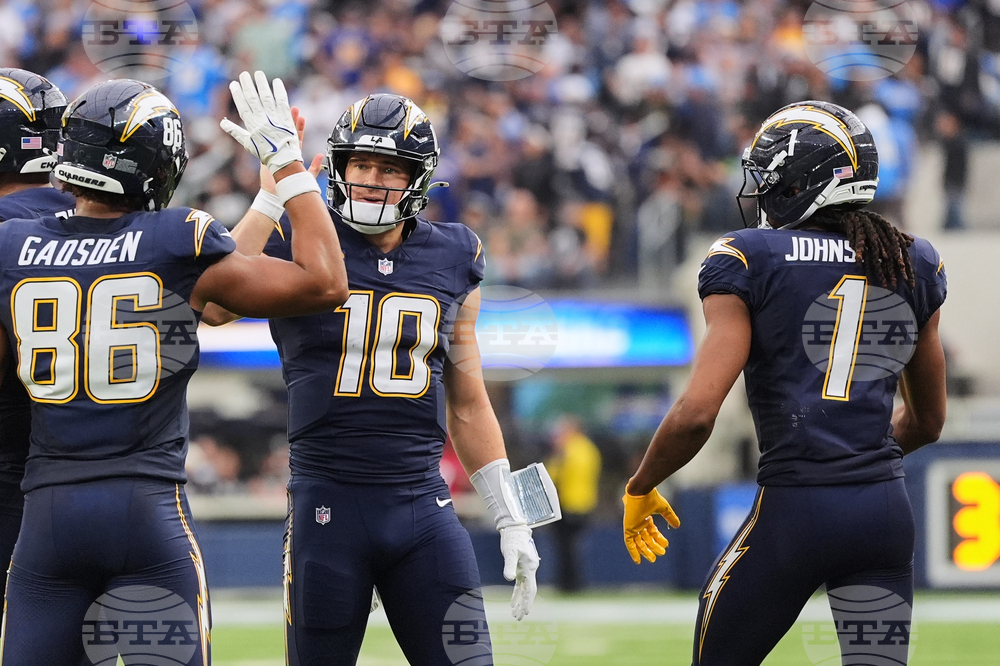 Raiders Chargers Football