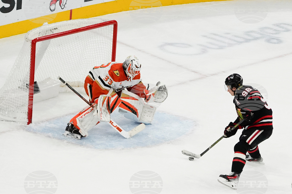 Ducks Blackhawks Hockey