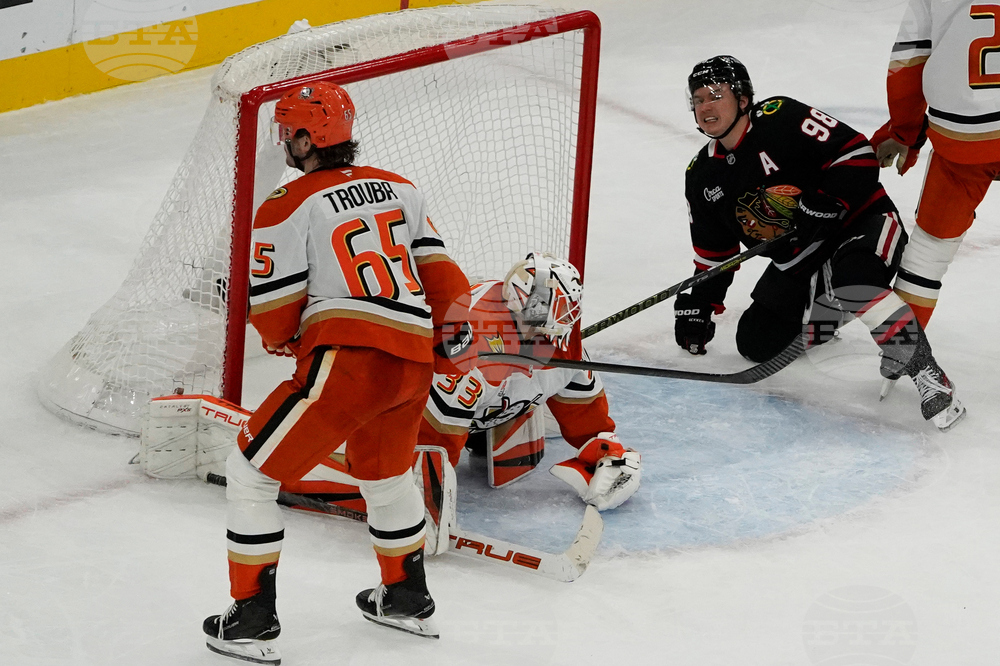 Ducks Blackhawks Hockey