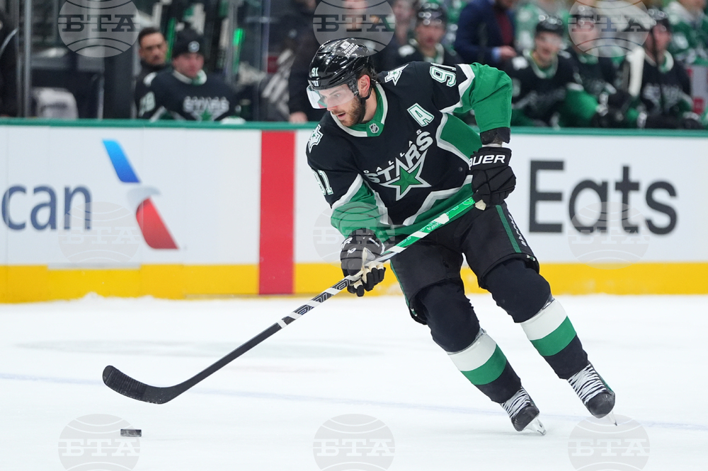 Хокеистът Тайлър Сегин пропуска остатъка от сезона в НХЛ заради контузия на коляното