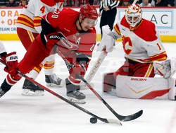 Flames Hurricanes Hockey