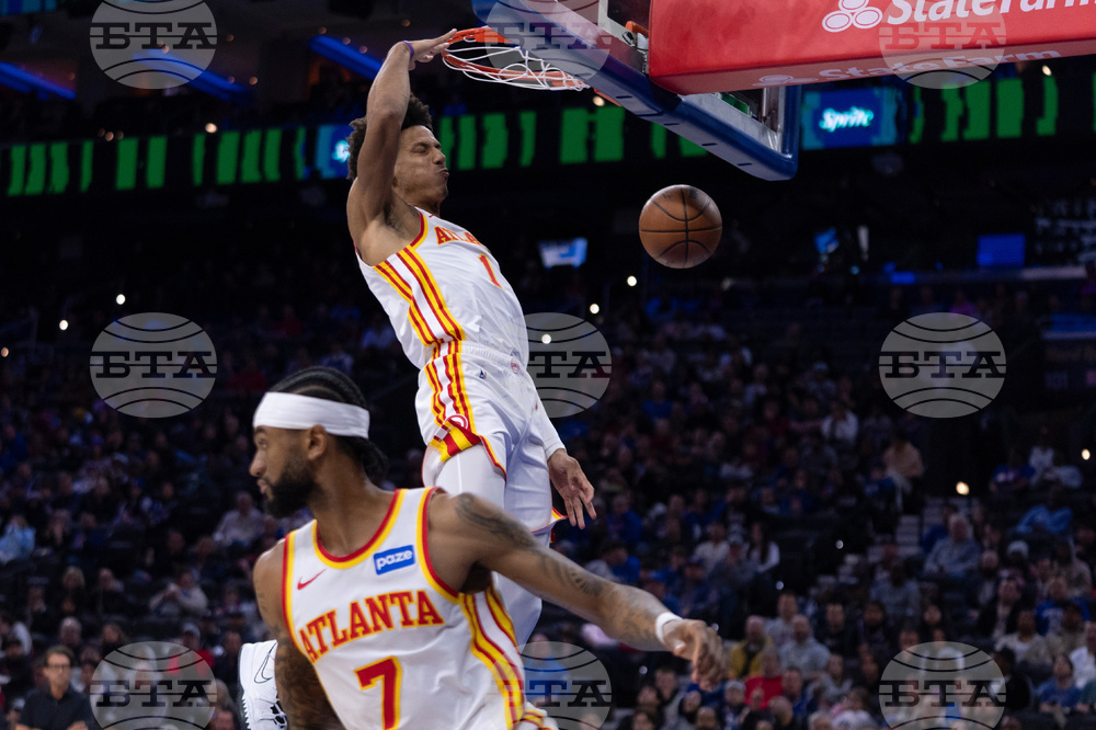 Hawks 76ers Basketball