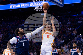 Hawks 76ers Basketball