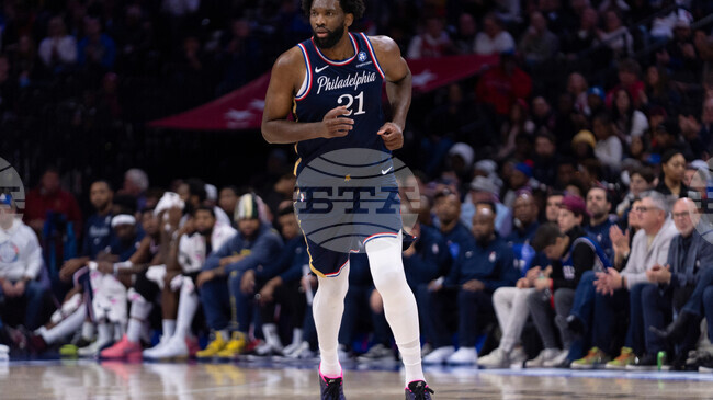НБА глоби Филаделфия 76ърс със 100 000 долара заради информация за Джоел Ембийд