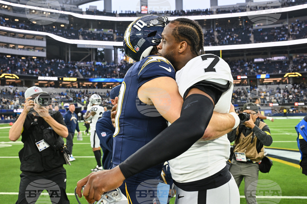 Raiders Chargers Football