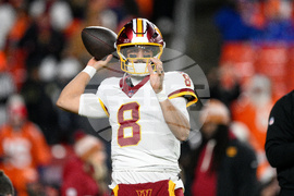 Broncos Commanders Football