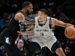 Spurs Timberwolves Basketball