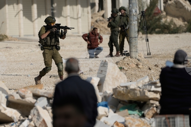 Палестинец бе убит на Западния бряг от израелската армия, която обяви, че е предотвратила опит за атака