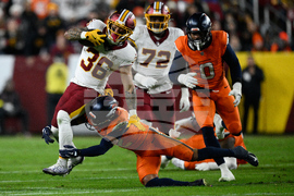 Broncos Commanders Football