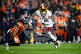 Broncos Commanders Football