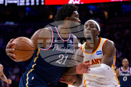 Hawks 76ers Basketball