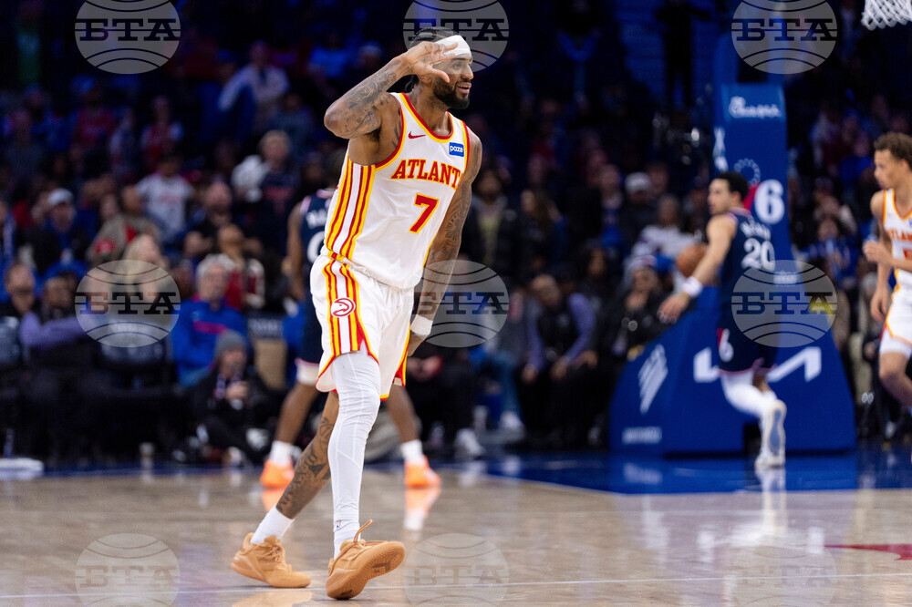 Hawks 76ers Basketball