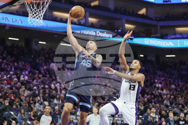 Grizzlies Kings Basketball