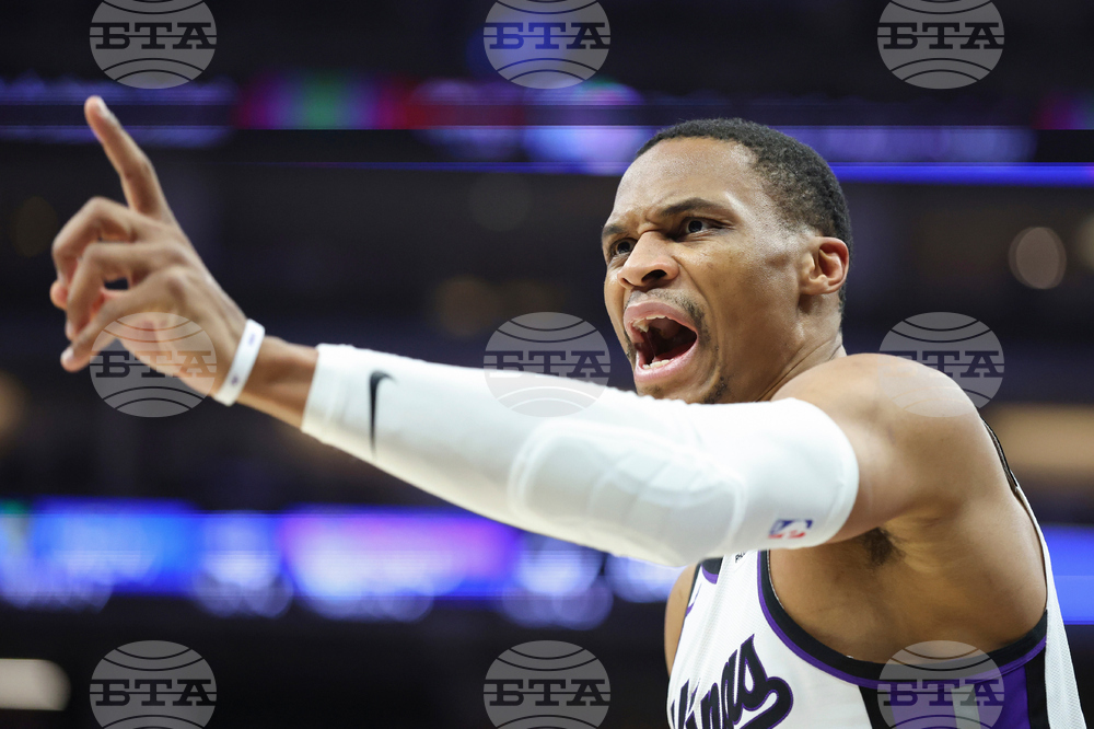 Grizzlies Kings Basketball