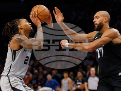 Spurs Timberwolves Basketball