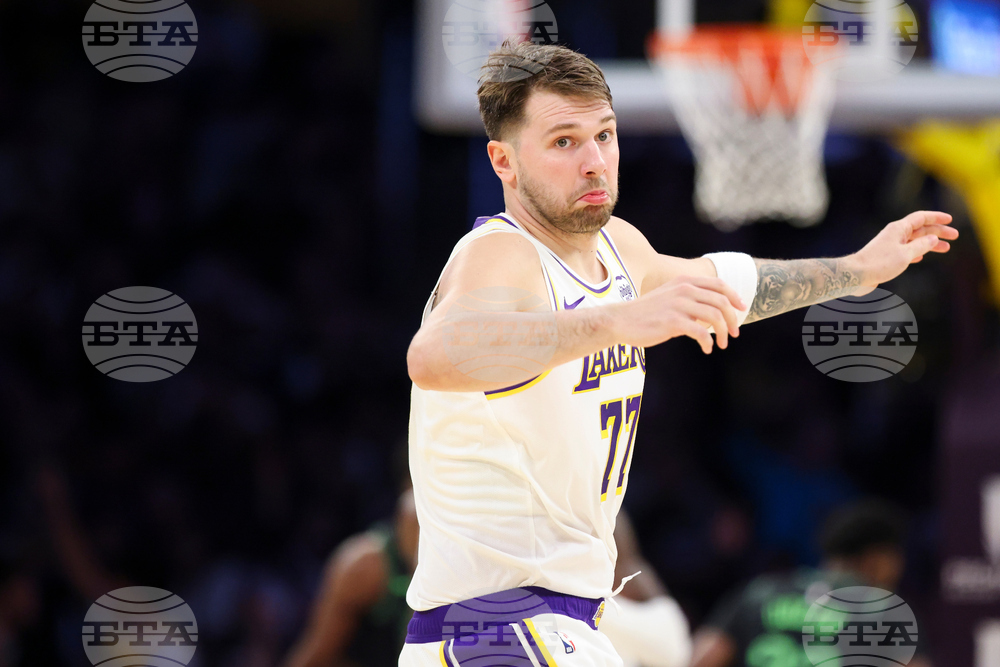 Pelicans Lakers Basketball