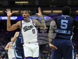 Grizzlies Kings Basketball