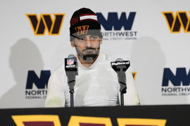 Broncos Commanders Football