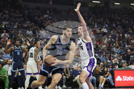 Grizzlies Kings Basketball