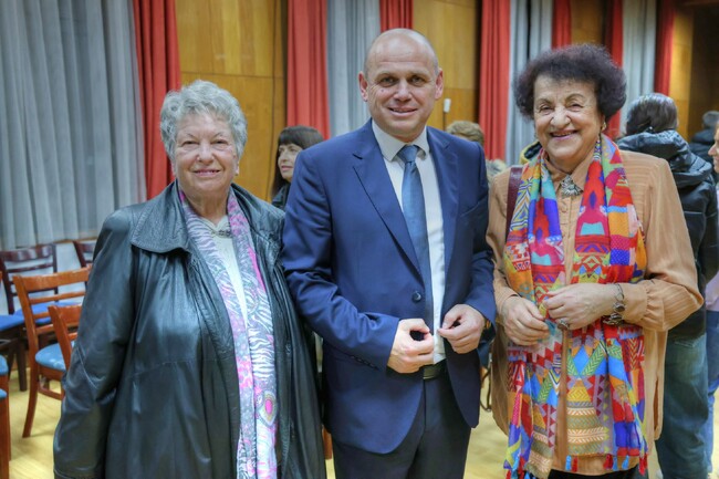 Община Банско: Тържествена премиера на книгата „Достолепие“ на Йорданка Калистрина