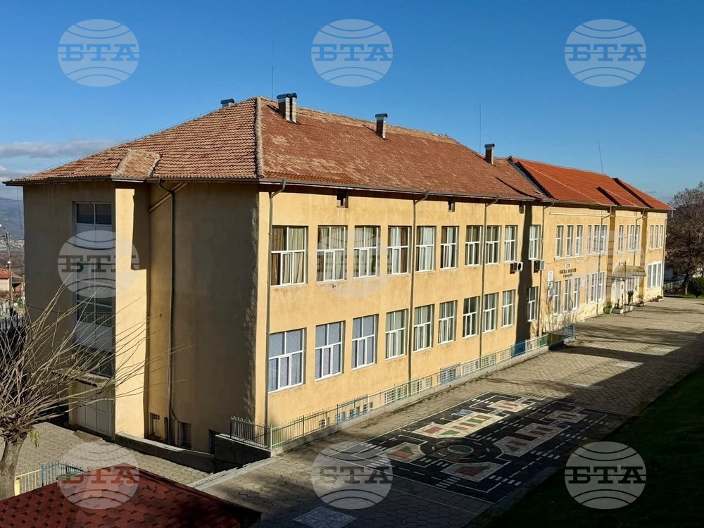 Община Петрич е спечелила финансиране на проект за изграждане на физкултурен салон в Средно училище "Васил Левски" в село Коларово