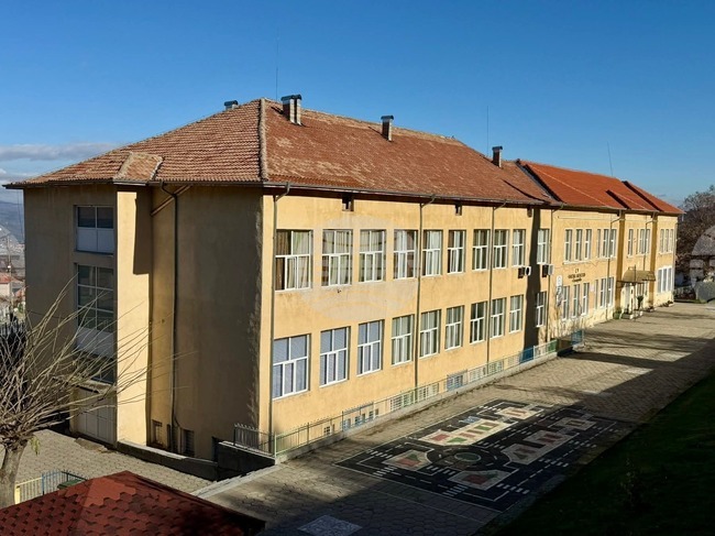 Община Петрич е спечелила финансиране на проект за изграждане на физкултурен салон в Средно училище "Васил Левски" в село Коларово