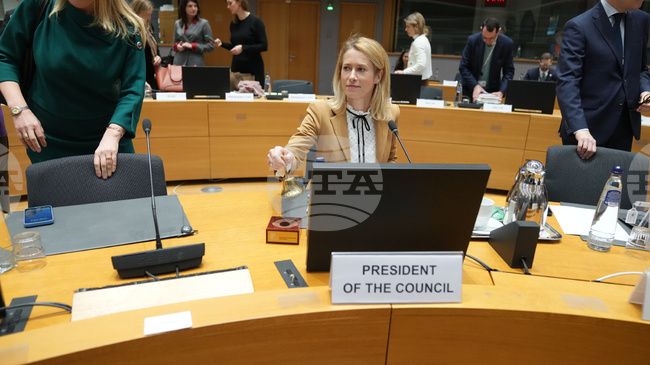 Усилията за постигане на мир в Украйна може да достигнат решаваща фаза тази седмица, заяви Кая Калас