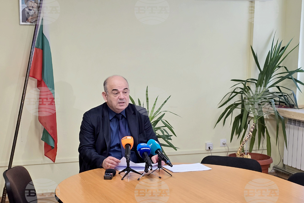 Потребителската кошница намалява с още 1 лв. и вече възлиза на 99 лв., съобщи председателят на ДКСБТ Владимир Иванов