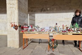 Шумен - благотворителен коледен базар 