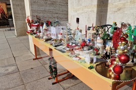 Шумен - благотворителен коледен базар 