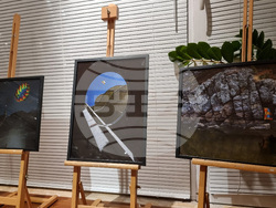 Варна - школа „Дедал“ - изложба - пленер „Море в ремонт“