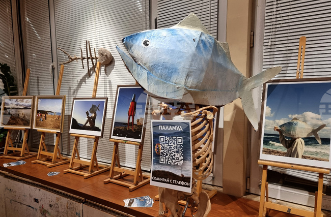 Варна - школа „Дедал“ - изложба - пленер „Море в ремонт“