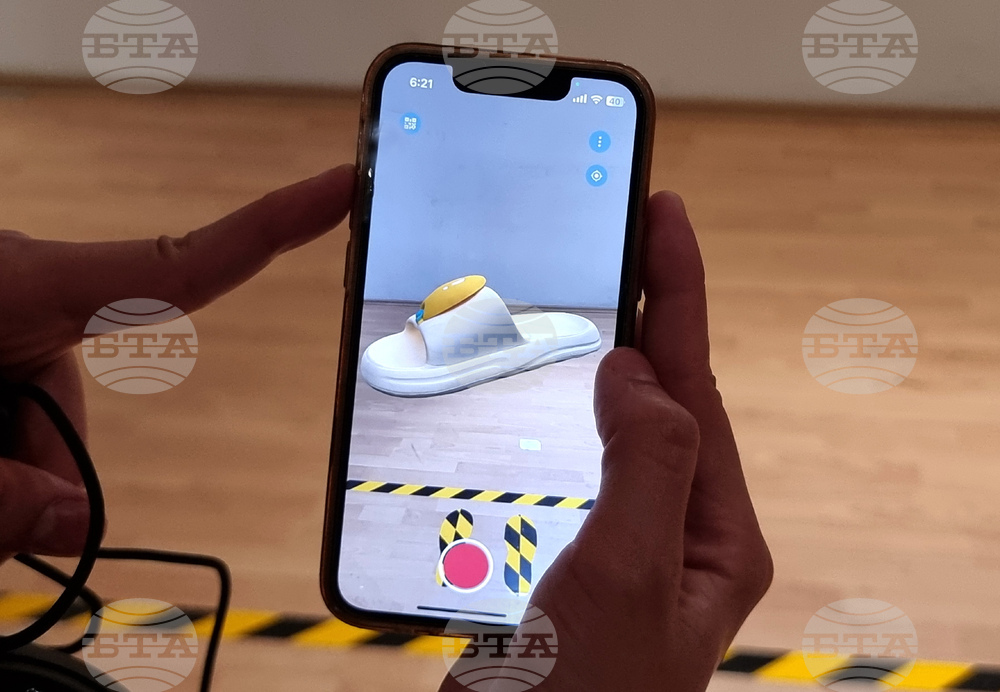 Варна - школа „Дедал“ - изложба - пленер „Море в ремонт“