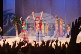 Разград - спектакъл - „Коледни небивалици“