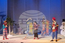 Разград - спектакъл - „Коледни небивалици“