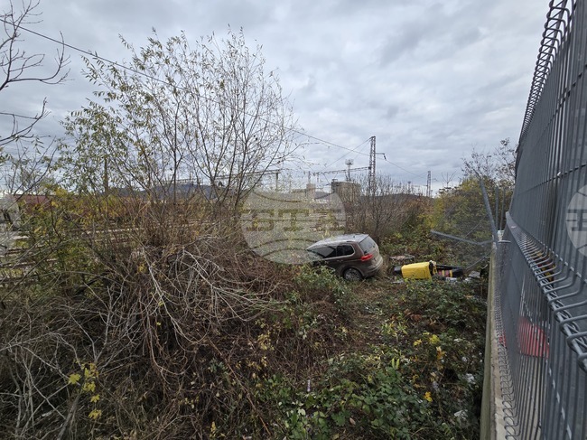 Двама от Червен бряг са пътували в автомобила, който се вряза в заведение във Враца 