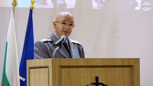 Силата на Военномедицинска академия идва от хората, които работят в нея, заяви ген. майор проф. д-р Венцислав Мутафчийски