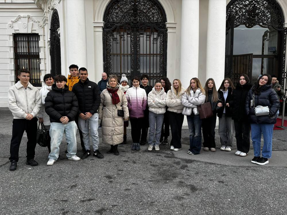 Българското училище и детска градина в Будапеща организира пътешествия за свои възпитаници, отличени в конкурси 