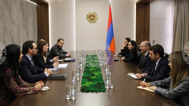 АРМЕНПРЕС: Сътрудничеството между Армения и НАТО беше обсъдено в Ереван 