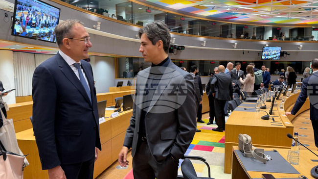 Важно е да съчетаваме благоприятни за работниците правила със среда за иновации в предприятията, заяви министър Гуцанов