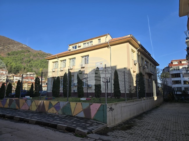 Конкурс „Украси себе си, не само елхата“ организират от Младежкия център във Враца 