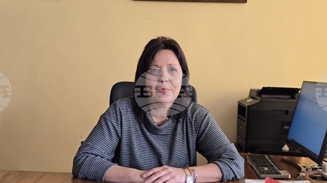 Участието в олимпиадите е крачка към изграждането на мислещи и уверени млади хора, каза директорът на МГ „Гео Милев“ в Плевен Диана Данова