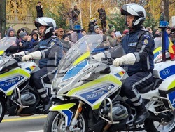Румъния - Букурещ - национален празник - военен парад