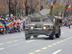 Румъния - Букурещ - национален празник - военен парад