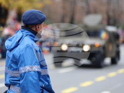 Румъния - Букурещ - национален празник - военен парад