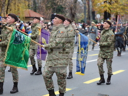 Румъния - Букурещ - национален празник - военен парад