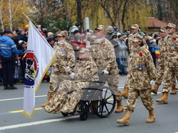 Румъния - Букурещ - национален празник - военен парад